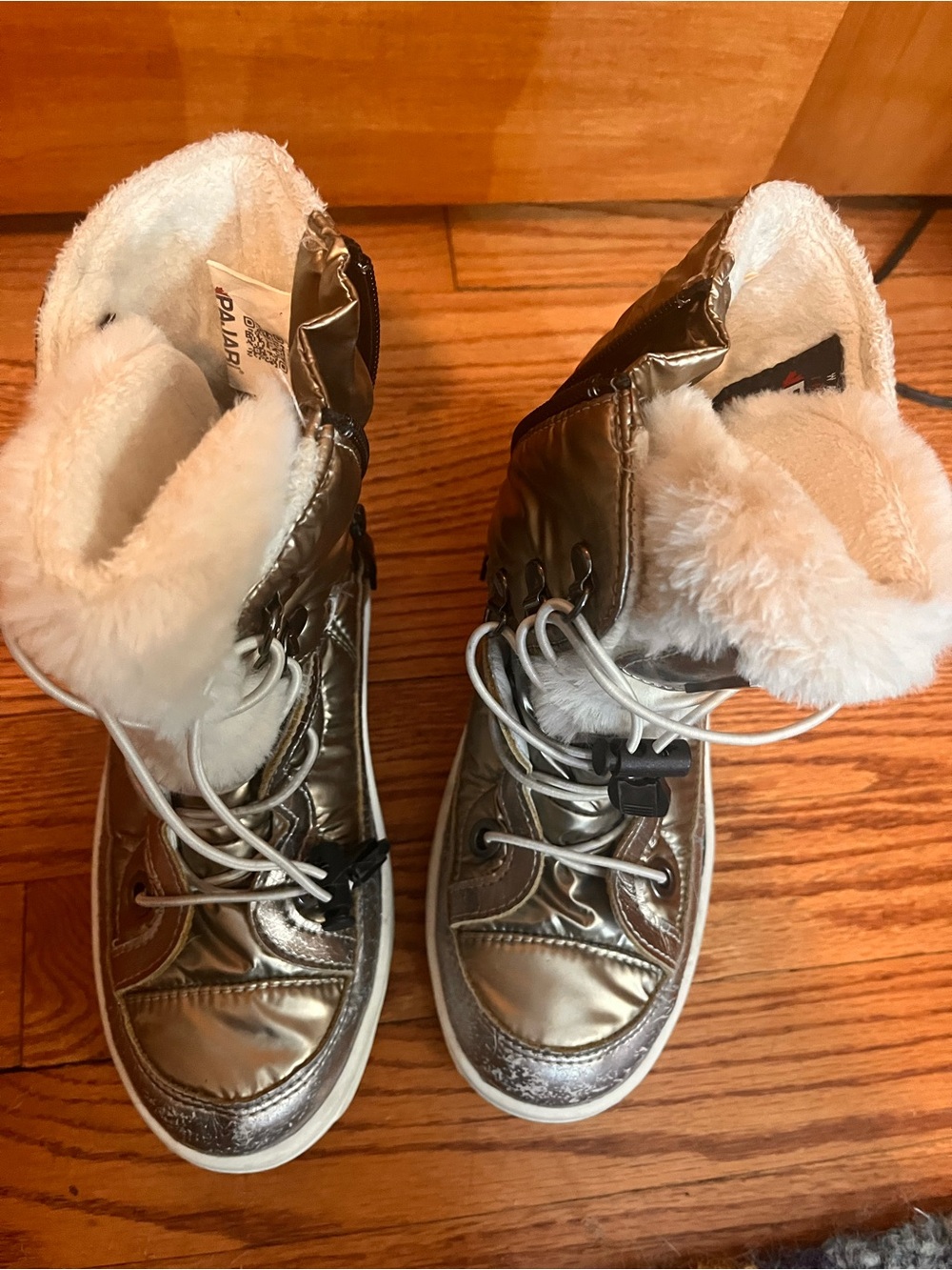 Pajar Metallic Silver Winter Boots with Cream Fur